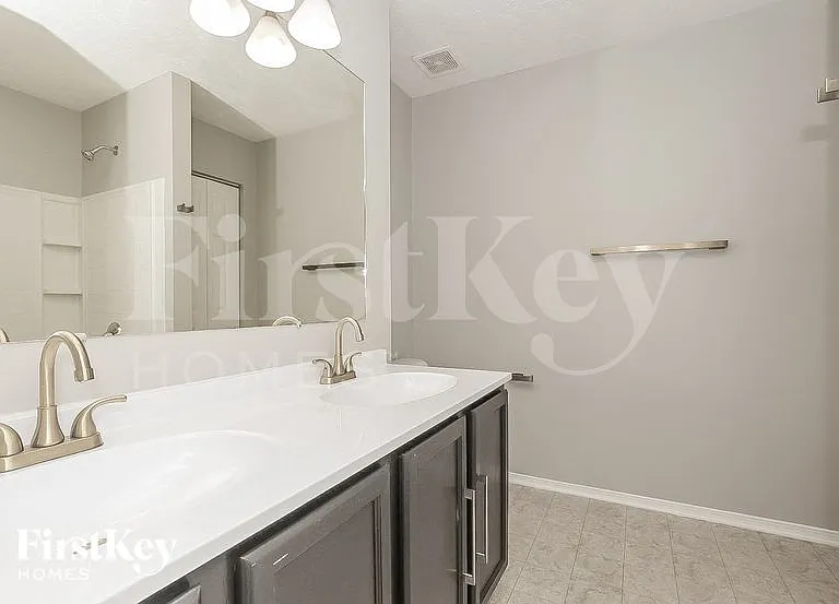 6001 Burnett Cir — Photo 9