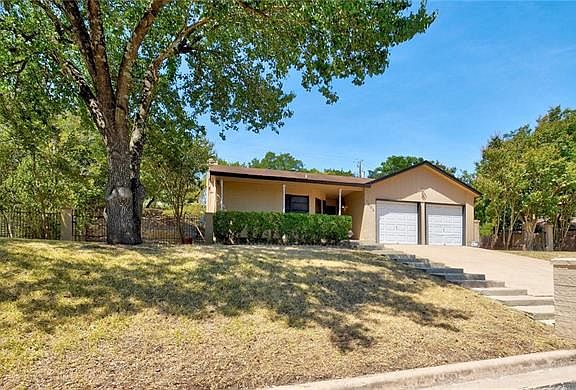 2nd image of 7503 Hill Meadow Cir