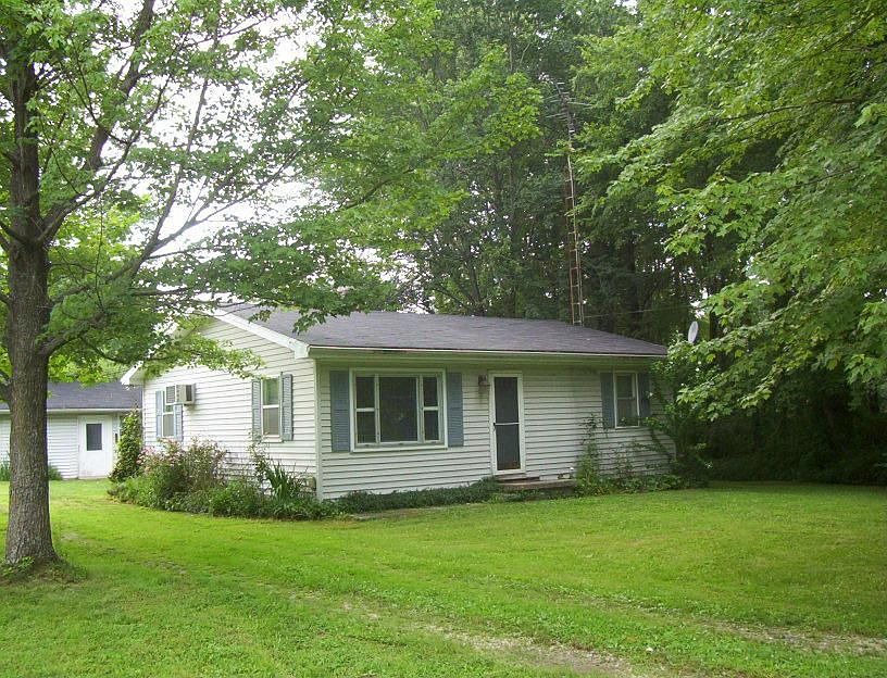 1st image of 1875 N County Road 120 E