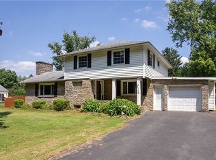 108 Munro Dr, Camillus, NY 13031