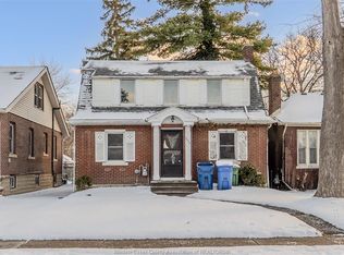 2973 Peter St, Windsor, ON N9C 1G9