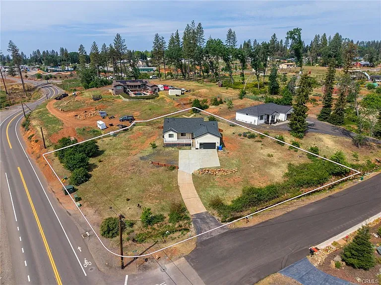 5655 Cathy Ln — Photo 22