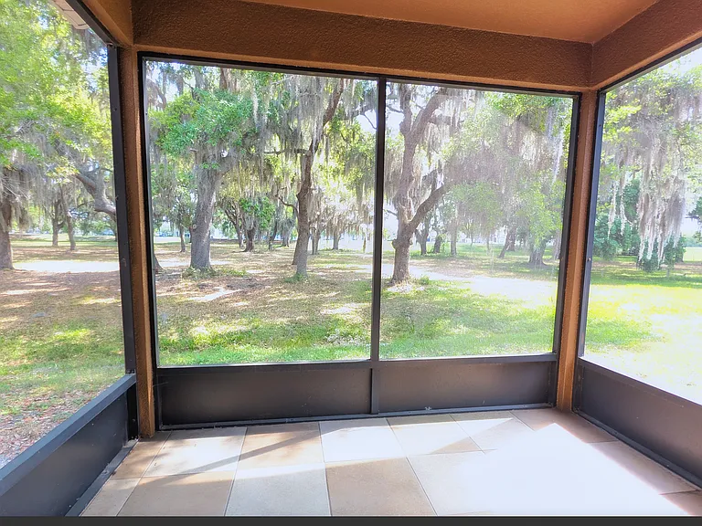 2281 Betsy Ross Ln — Photo 24