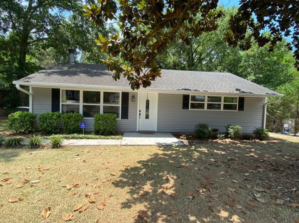 2032 Wren Rd
