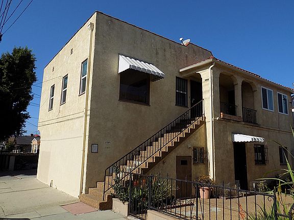 3rd image of 1441 S Mesa St