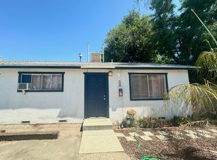 608 S Chinowth St #D, Visalia, CA 93277