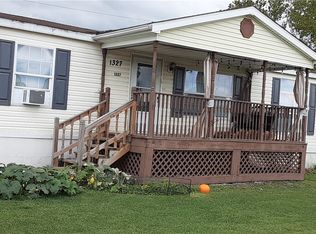 1327 Village Park Dr, Alden, NY 14004