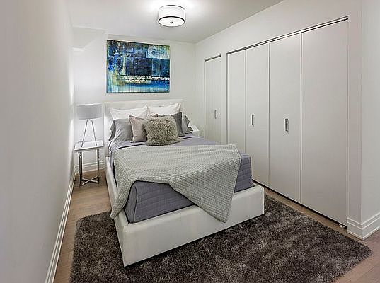 4th image of 70 Pine St APT 1515