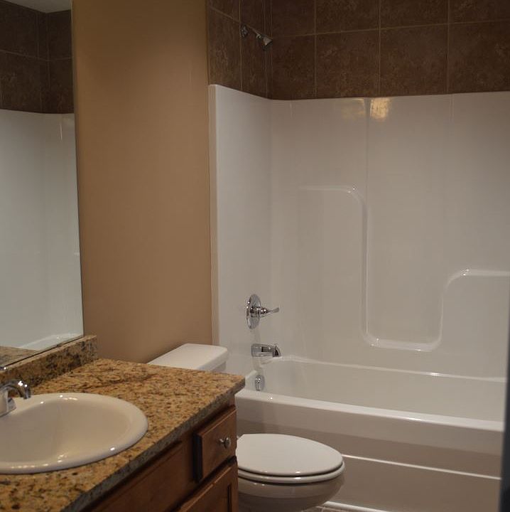 1st image of 501 Walnut Creek Dr