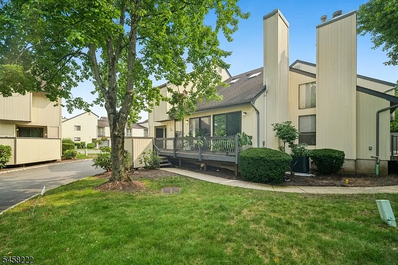 2 bed, 2.5 bath, $3,600 — Photo 3