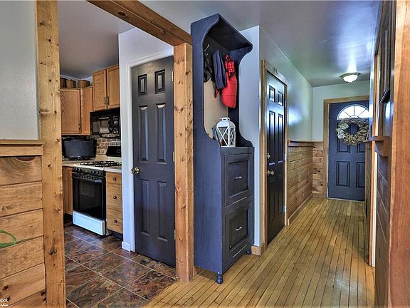 5th image of 106 Jeffrey Ln