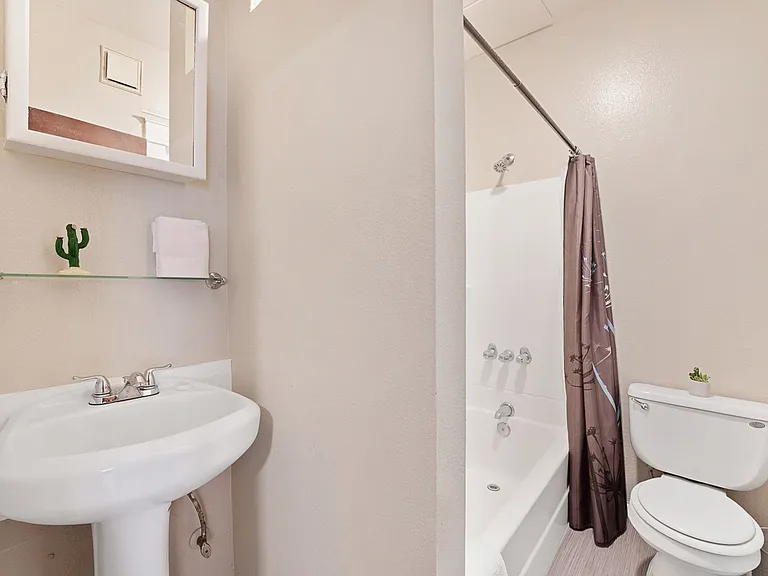 330 Cedar Avenue — Photo 22