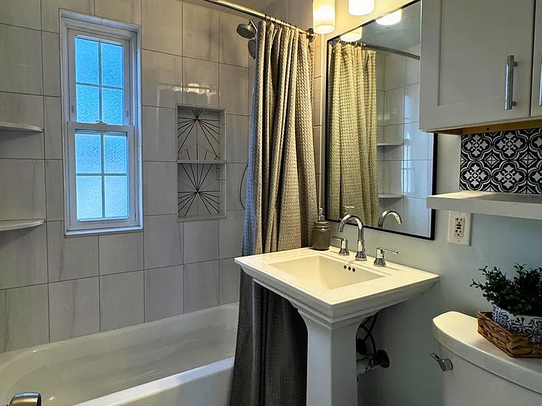 4372 N Pershing Dr #2 — Photo 16