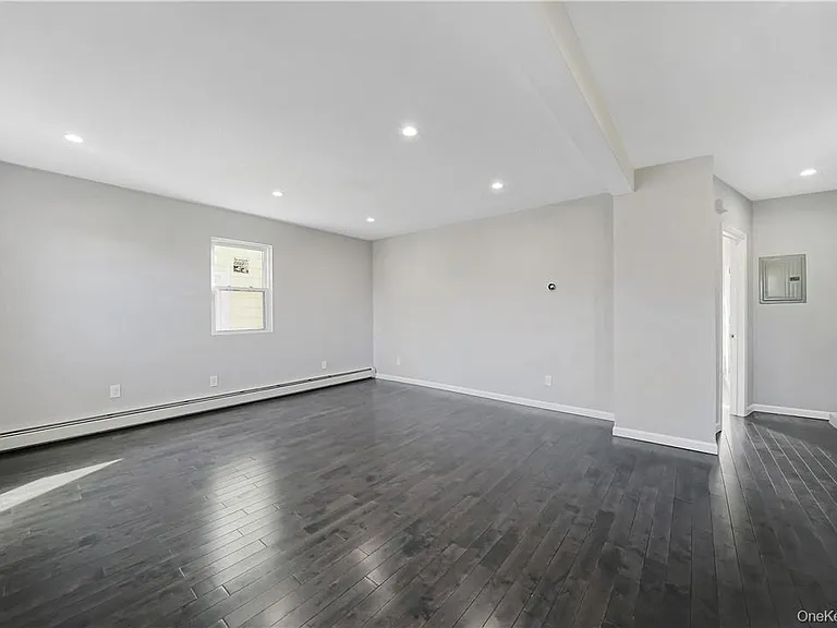 173 Washington St #2 — Photo 4