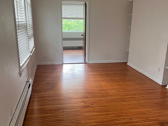 5th image of 601 Lincoln Ave APT 5