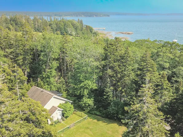341 Stones Point Road, Cushing, ME 04563