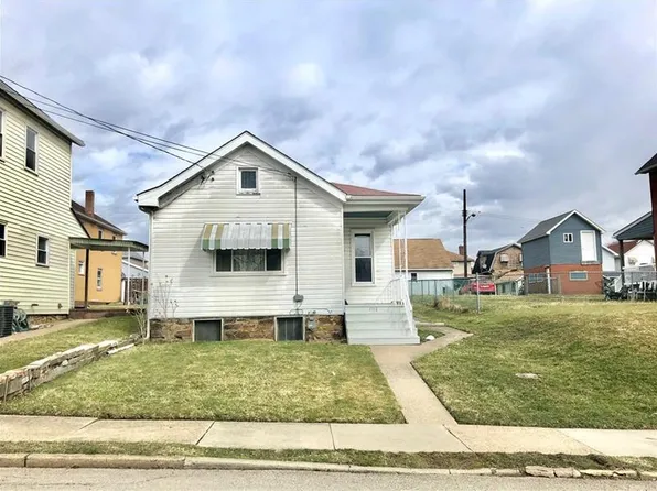 1711 5th Street Ext, New Brighton, PA 15066