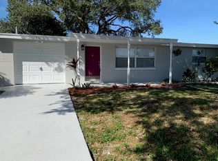 2141 Holiday Dr, Holiday, FL 34691