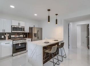 5515 Newport St APT 1, Houston, TX 77023
