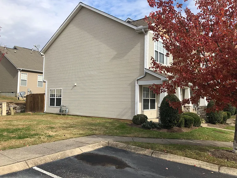 1813 Lincoya Bay Dr — Photo 12