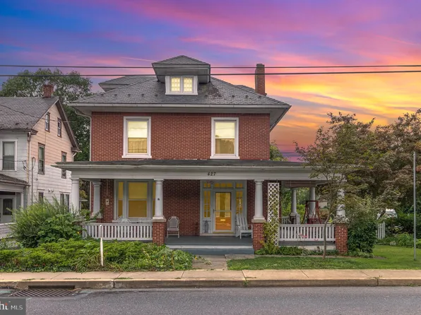 427 N George St, Millersville, PA 17551