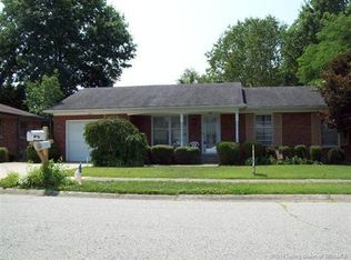 105 Wellington Dr, New Albany, IN 47150