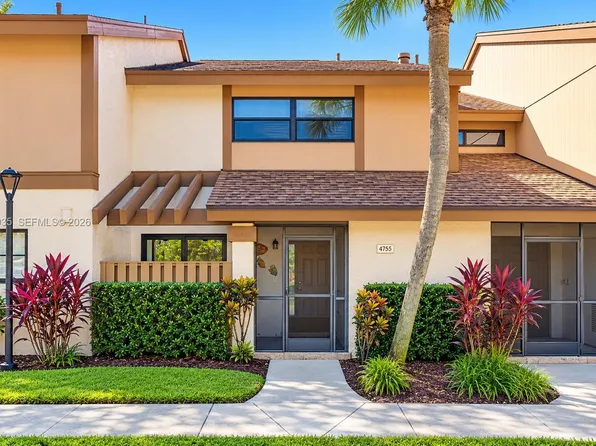 4755 NW 30th St, Pompano Beach, FL 33063