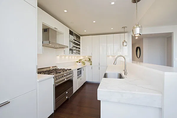 Sold by BLU Real Estate | media 4