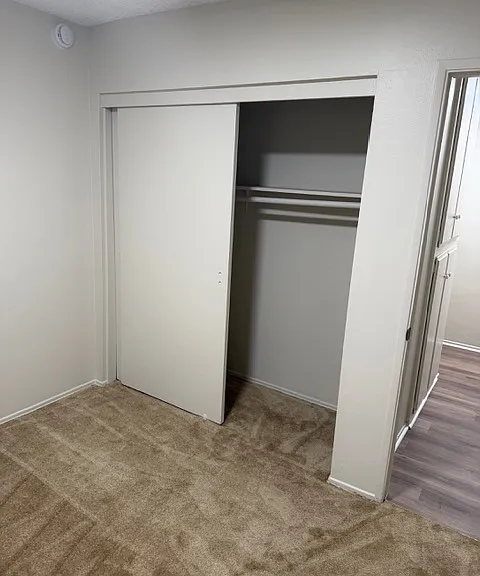 Closet in bedroom 1