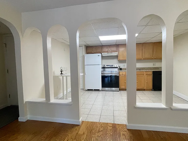 3 Shadowbrook Ln #25 — Photo 7
