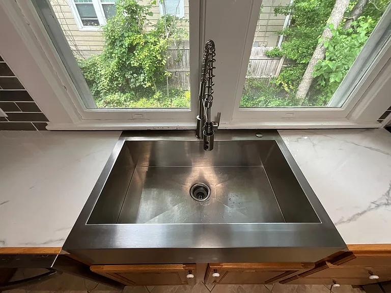 1117 Lexington Ave — Photo 34