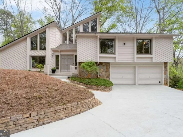 740 Rio Grande Dr, Johns Creek, GA 30022