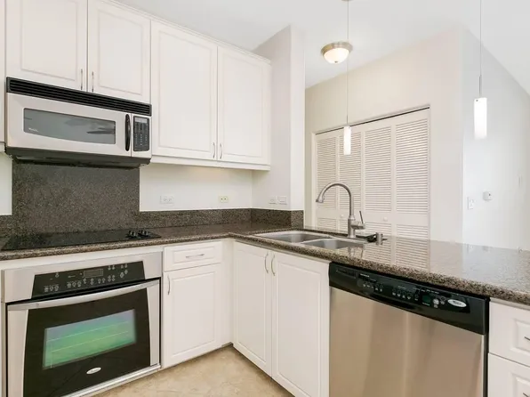 3877 Pell Pl Unit 308, San Diego, CA 92130