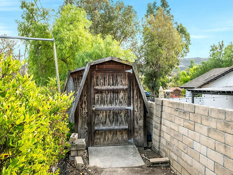 28403 Waring Pl — Photo 35