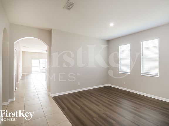 4th image of 1134 Ketzal Dr