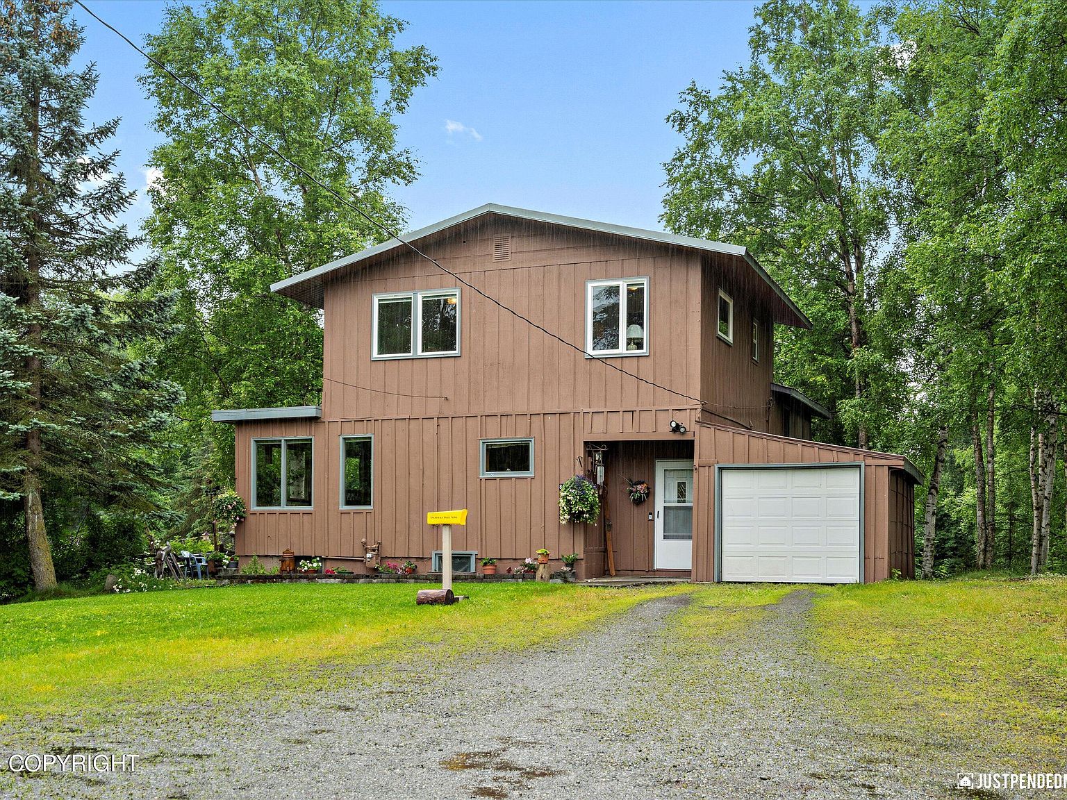 8400 Gordon Cir, Anchorage, AK 99507 | Zillow