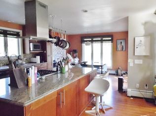 938 Tuckertown Rd, South Kingstown, RI 02879