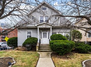 1614 Center Ave, Fort Lee, NJ 07024