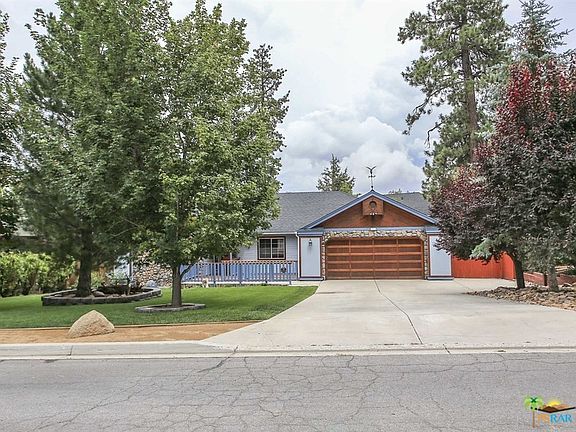 2nd image of 127 Marina Point Dr