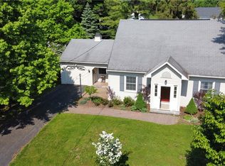 224 Ambergate Rd, Syracuse, NY 13214