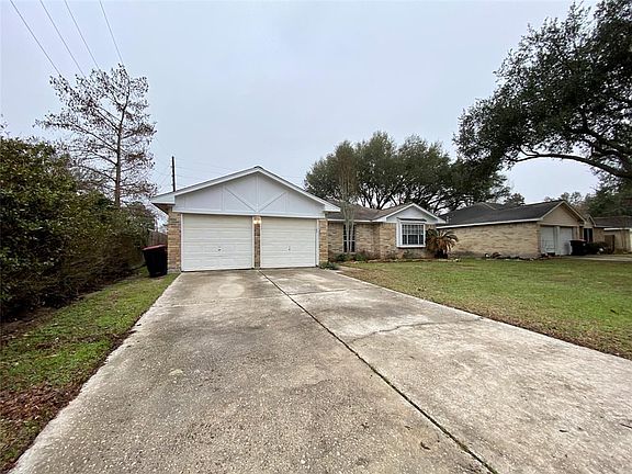3rd image of 14438 Golden Cypress Ln