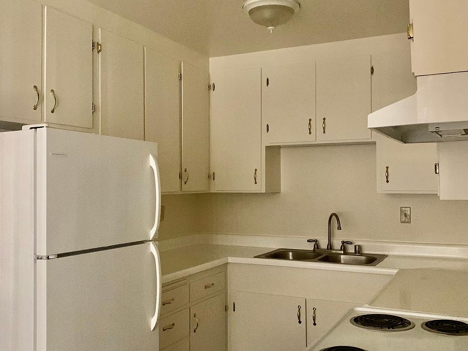 1st image of 2095 Radio Ave #A8