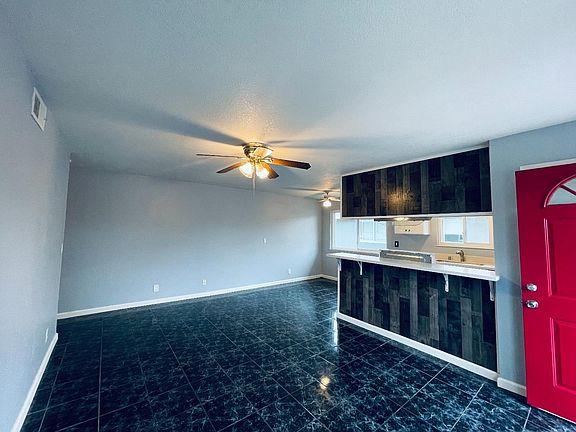 3rd image of 5491 Tyhurst Walkway APT 4