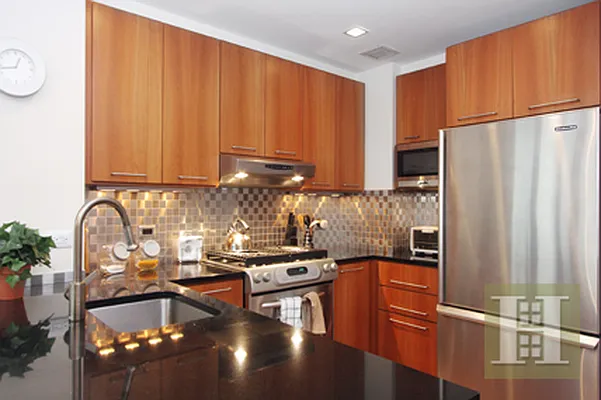 Sold by Halstead Property | media 8
