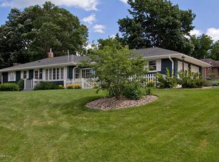 2677 Oak Hills Dr SW, Rochester, MN 55902