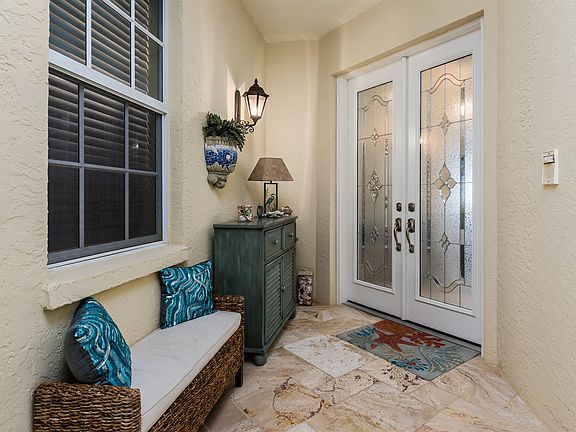 3rd image of 2000 Royal Marco Way Unit 404