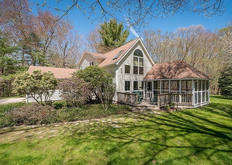 1st image of 14 Appaloosa Ln