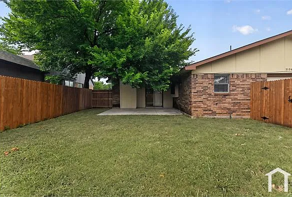 3104 Canterbury Ln — Photo 6
