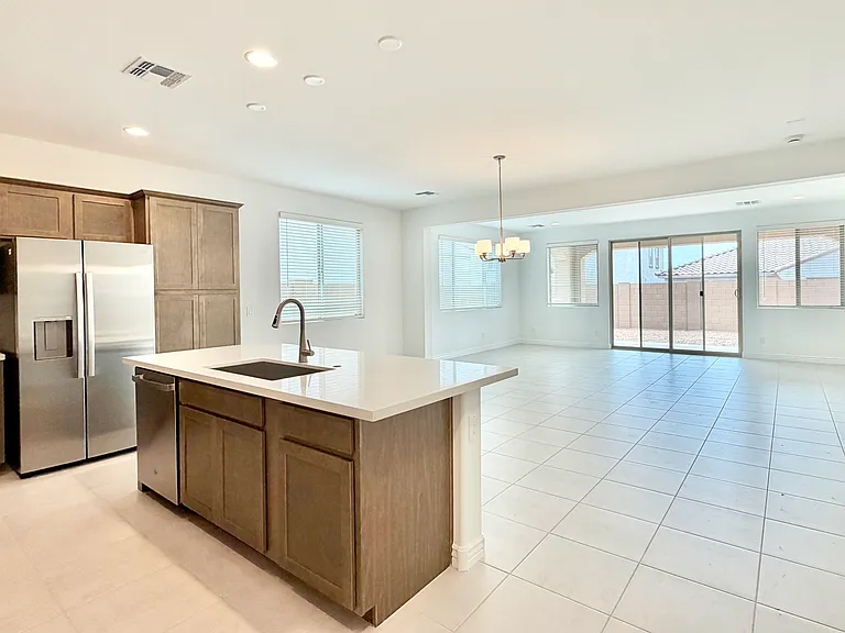 14811 W Gray Fox Trl — Photo 2