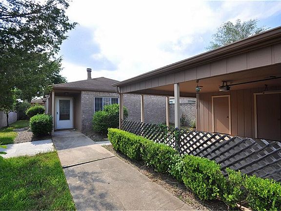 3rd image of 9410 Stockwell Dr
